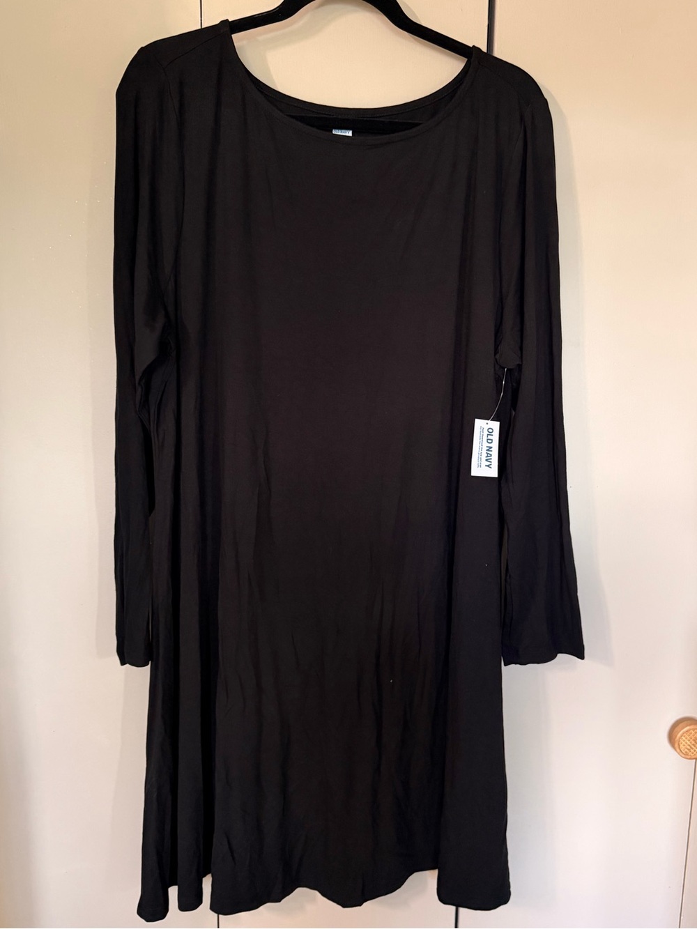 Old Navy Black Long-Sleeve Jersey Swing Dress
